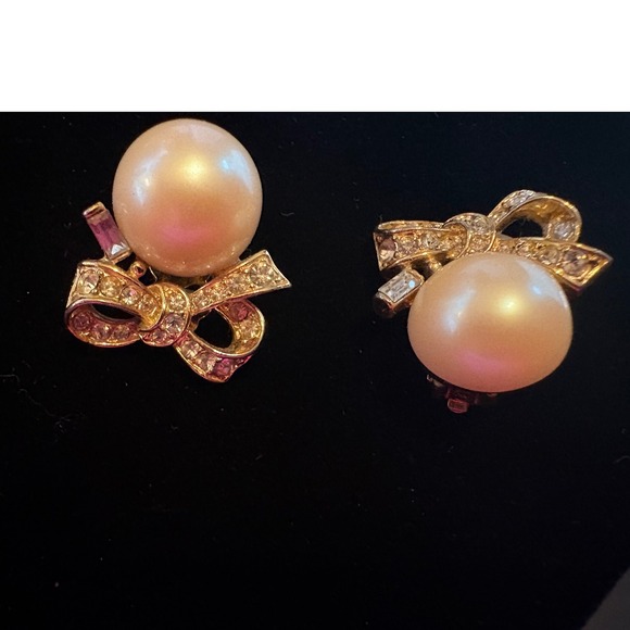 Nina Ricci Vintage Gold Tone Bow Faux Pearl Crystal Clip On Earrings Signed - Picture 3 of 8
